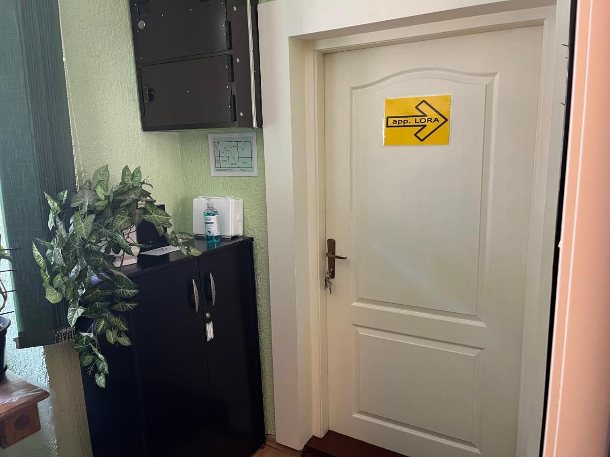Апартаменты Apartman Lora Риека Экстерьер фото